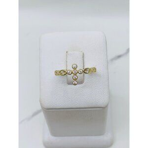❤️ 14k solid gold women’s ring  ❤️ Size 8 ❤️ Cross with white cubic zirconia